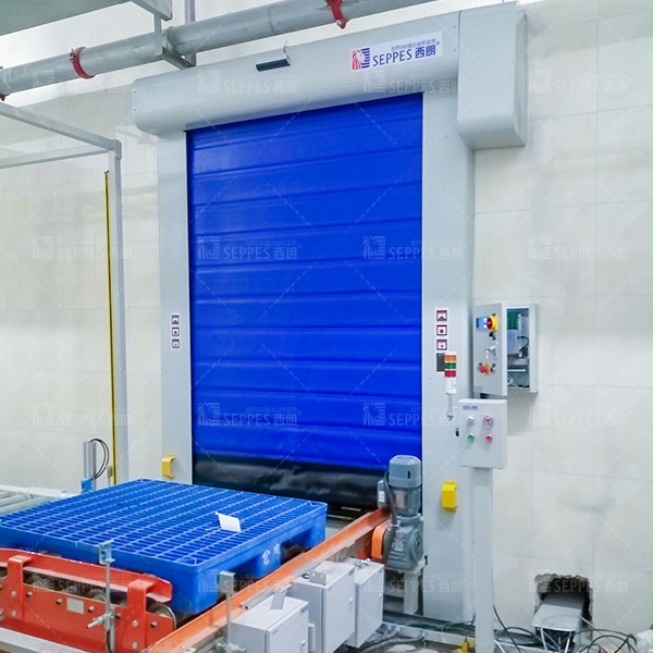 保温快速门的特点介绍