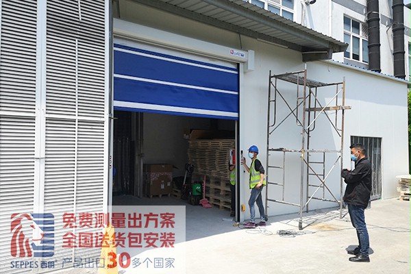 西朗门业快速卷帘门 西朗门业快速卷帘门