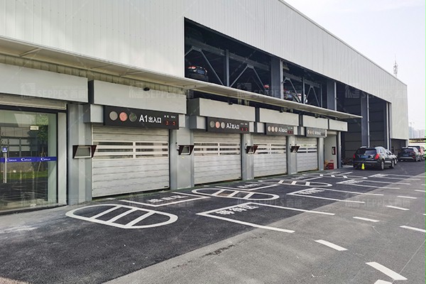 西朗门业快速卷帘门