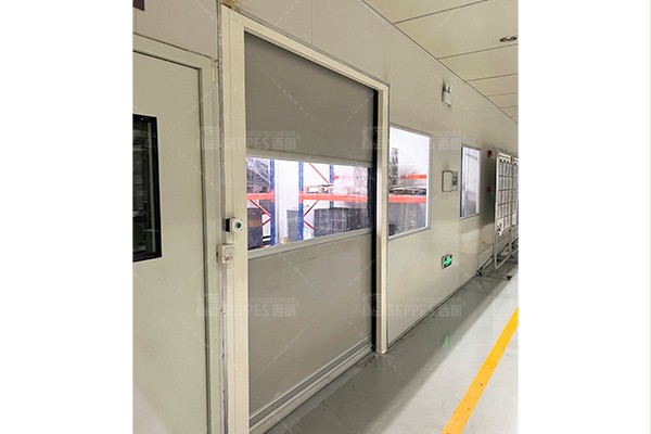 西朗门业快速卷帘门