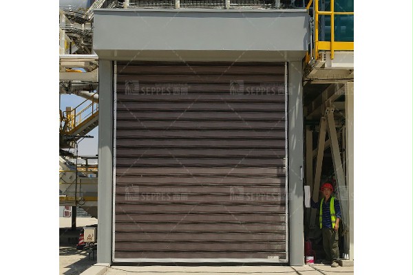 西朗门业硬质快速卷帘门