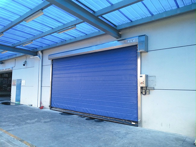 西朗门业保温快速卷帘门