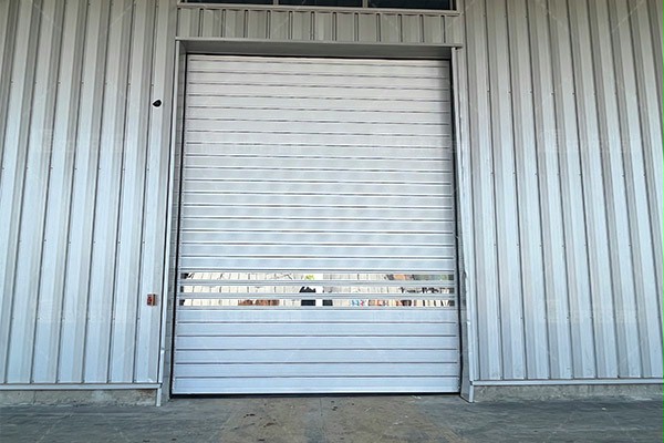 西朗门业硬质快速卷帘门