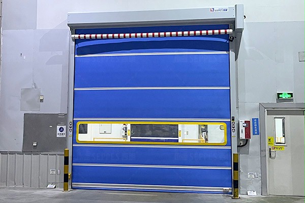 西朗门业快速卷帘门