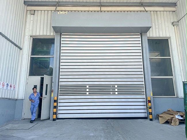 西朗门业伺服电机硬质快速卷帘门 西朗门业伺服电机硬质快速卷帘门