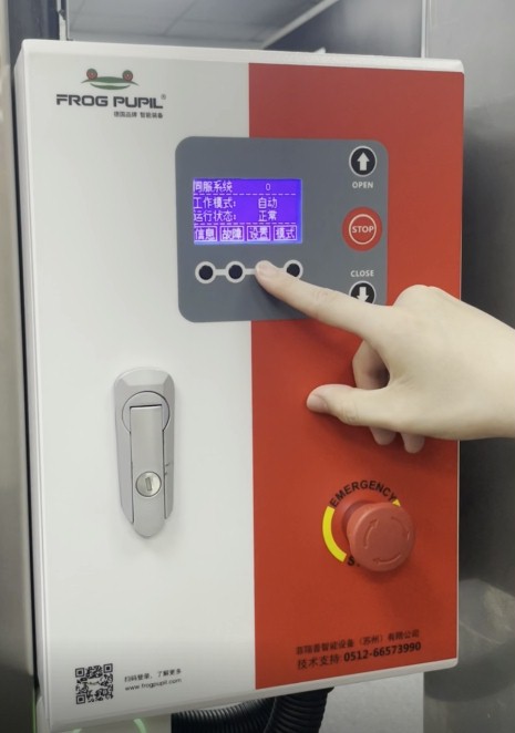 西朗门业快速卷帘门 西朗门业快速卷帘门