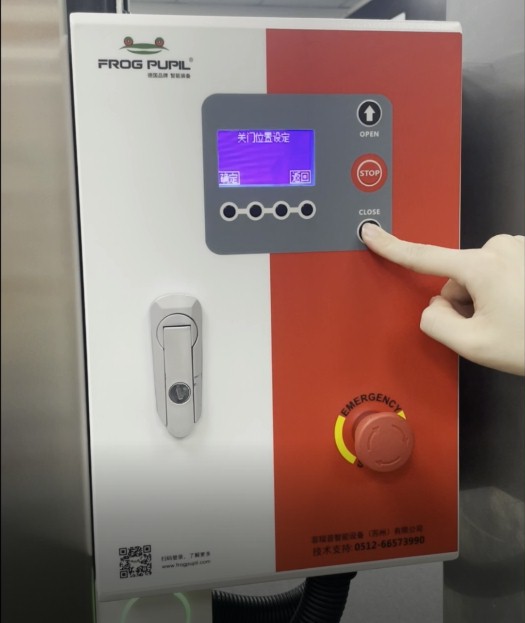 西朗门业快速卷帘门 西朗门业快速卷帘门