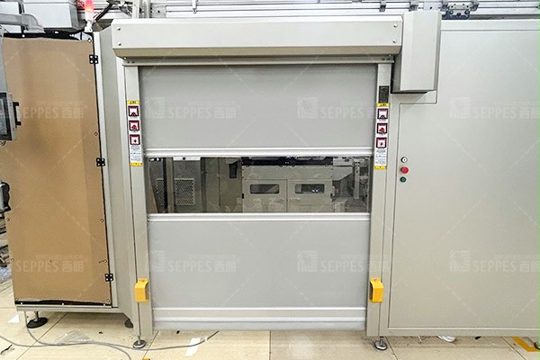 西朗门业快速卷帘门