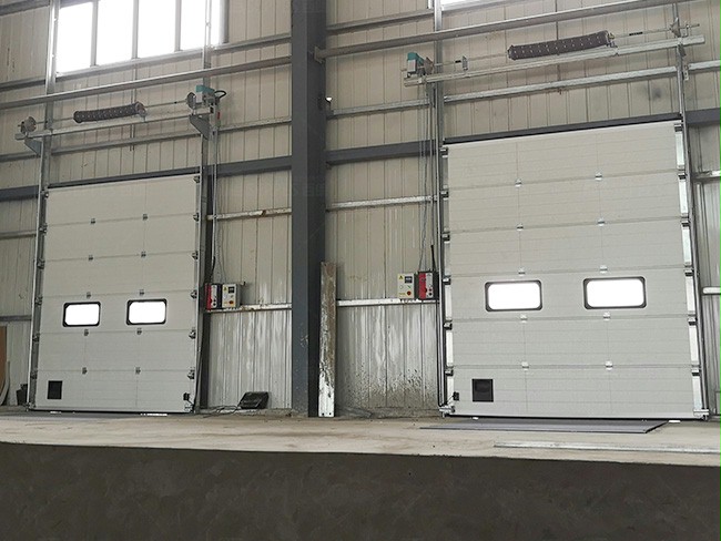 泰森食品西朗提升门 泰森食品西朗提升门