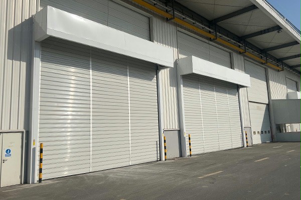 西朗门业铝合金涡轮硬质快速门