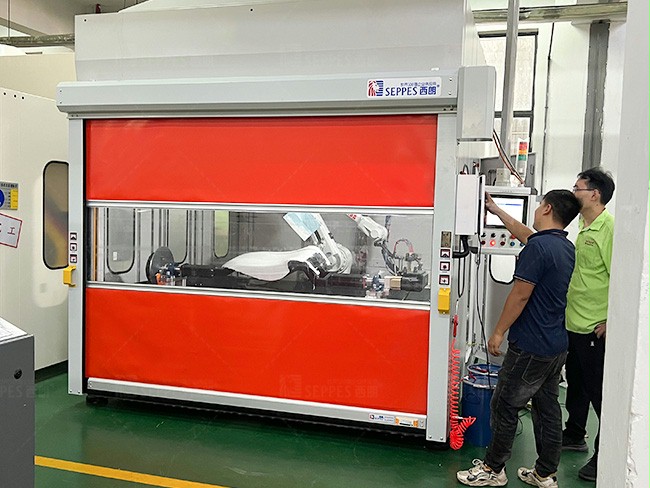 西朗门业快速卷帘门 西朗门业快速卷帘门