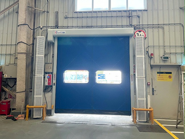 西朗门业拉链式快速门 西朗门业拉链式快速门