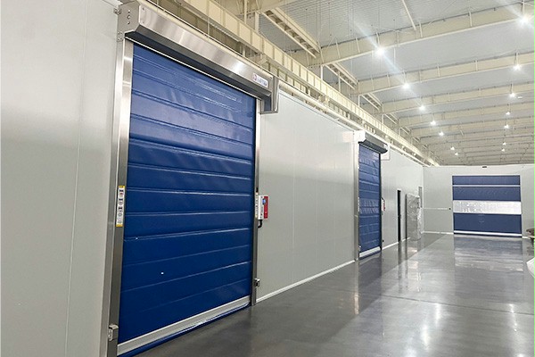 西朗门业保温快速卷帘门