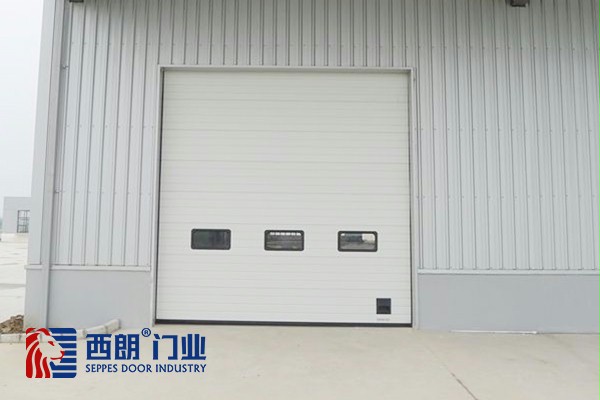 稳定的提升门 稳定的提升门