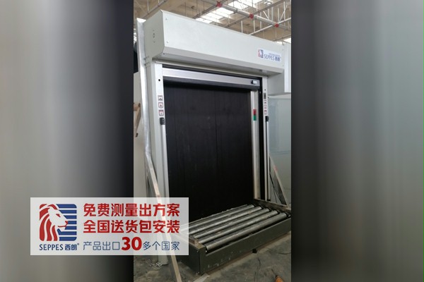 安全的快速门 安全的快速门