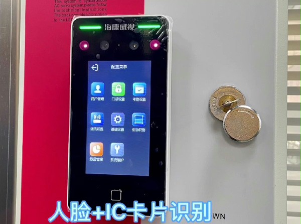 西朗门业快速卷帘门 西朗门业快速卷帘门